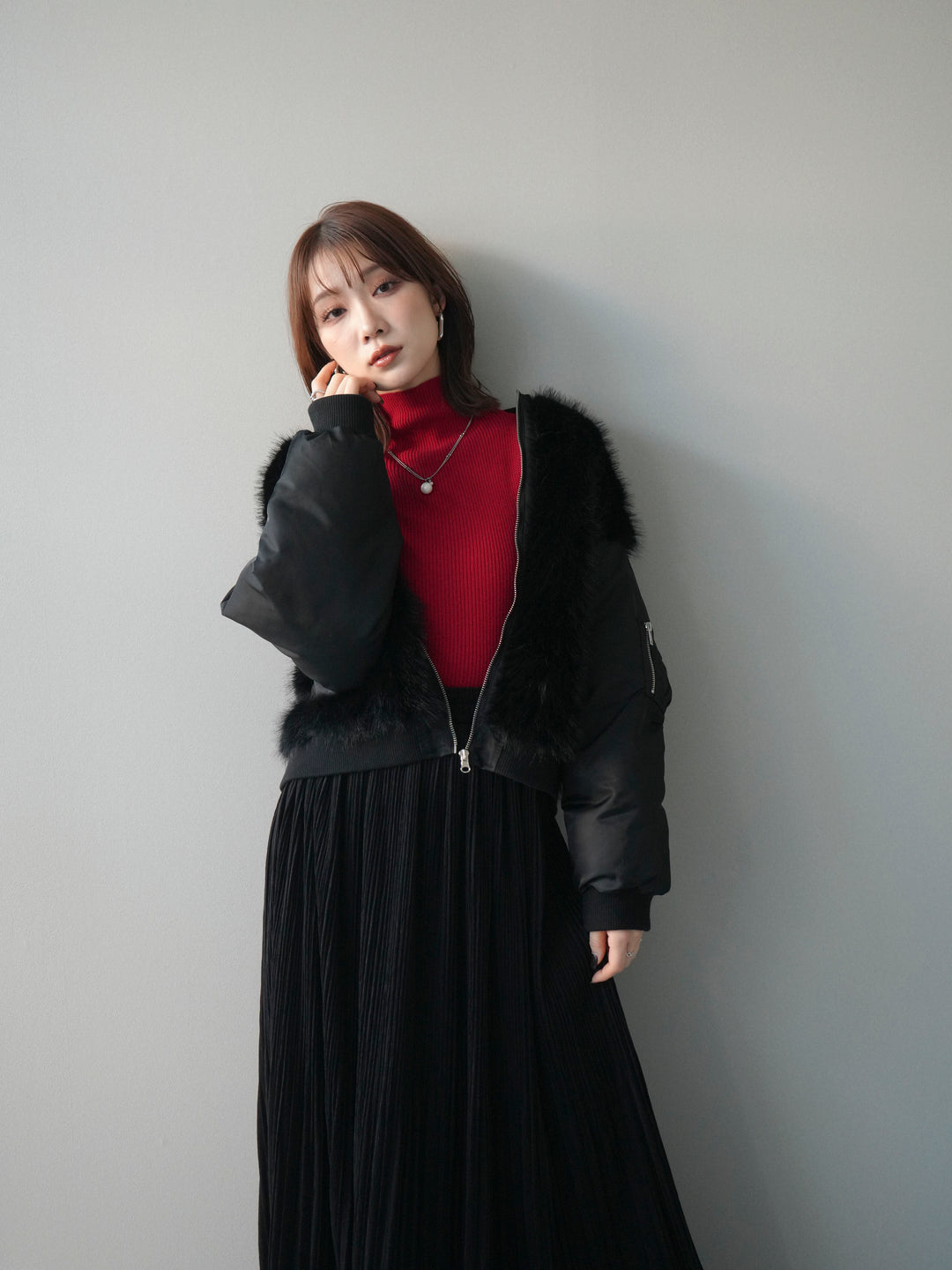 [SET]ファードッキングMA-1+袖ボタンボトルネックリブニットトップス+裾レーススウェードプリーツマキシスカート(3set)