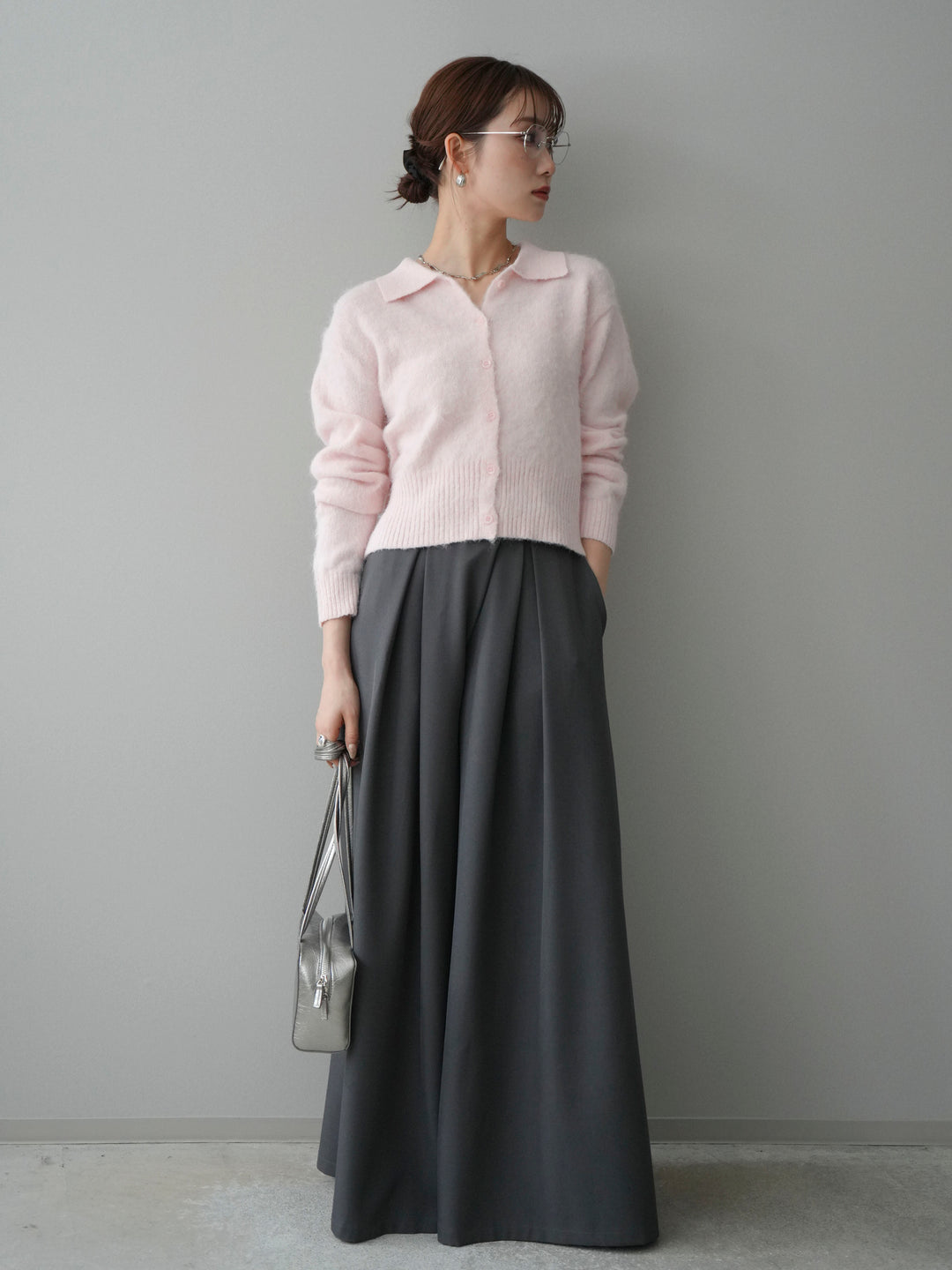 [SET]モヘア衿付きボタンプルオーバー+テープベルトタックバギーパンツ(2set)