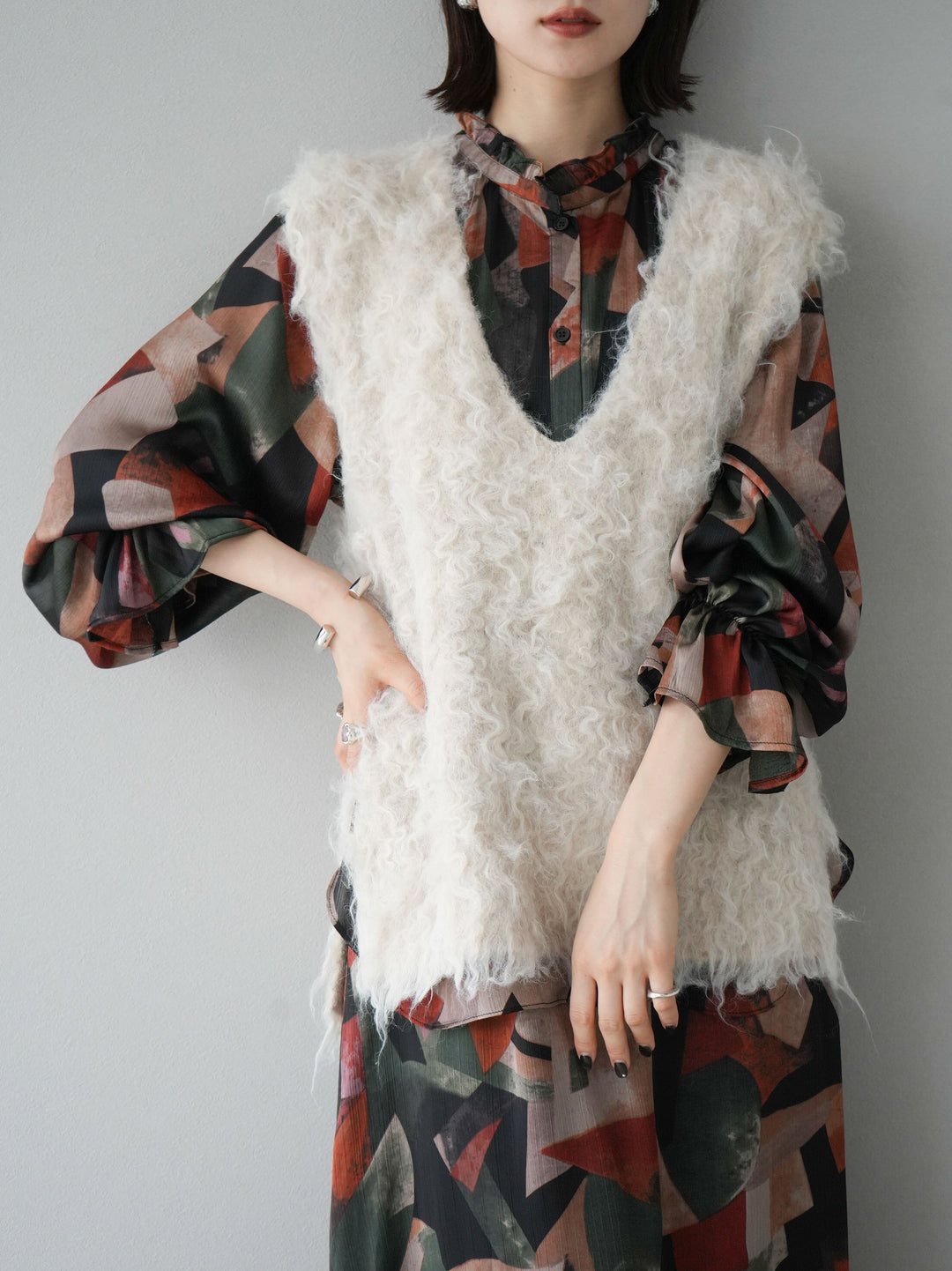 [予約]ウール混ミックスヤーンニットベスト/アイボリー