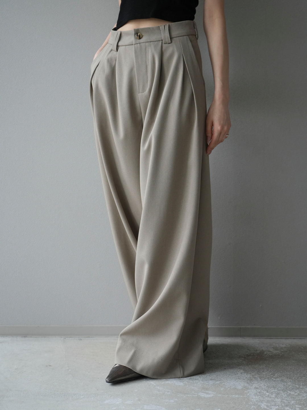 [予約]ダブルタックワイドパンツ/ベージュ