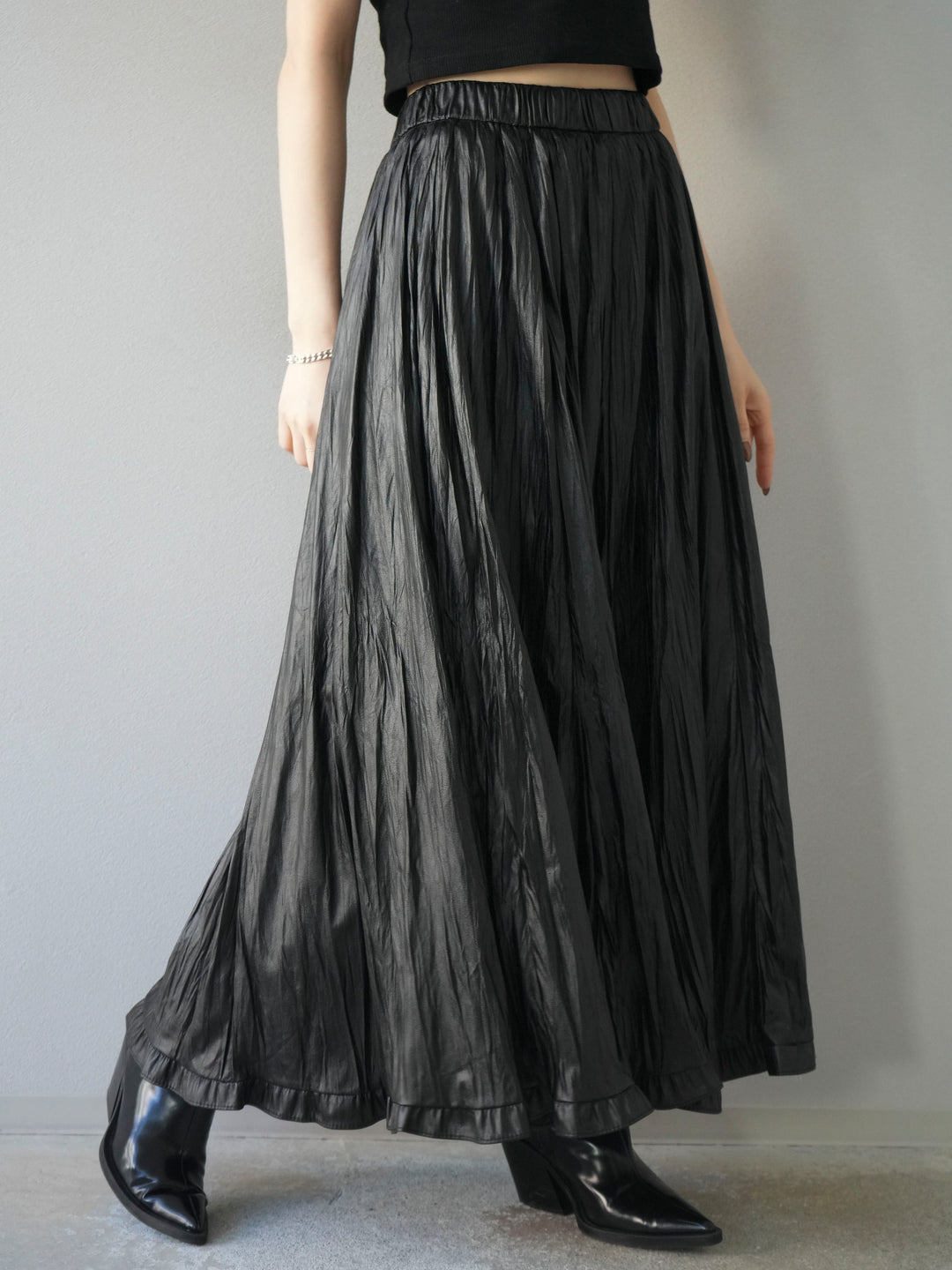 [予約]レザーワッシャーフリルスカート/black