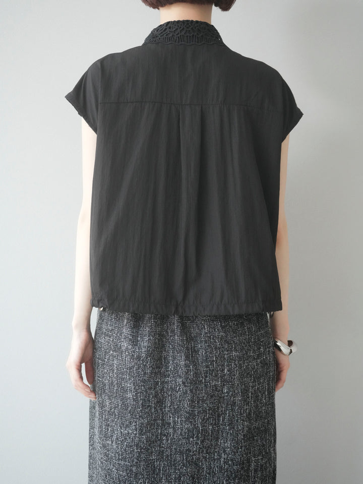 【預購】蕾絲分層抽繩襯衫/黑色