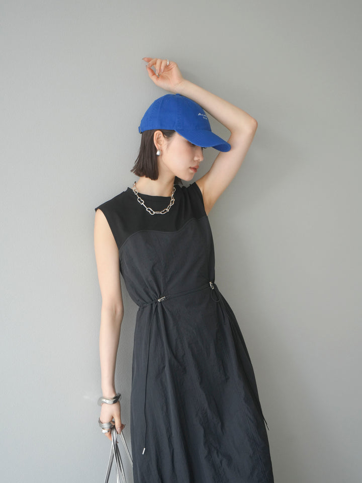 [SET] 剪裁對接尼龍洋裝 + 可選飾品套裝 (2 套)