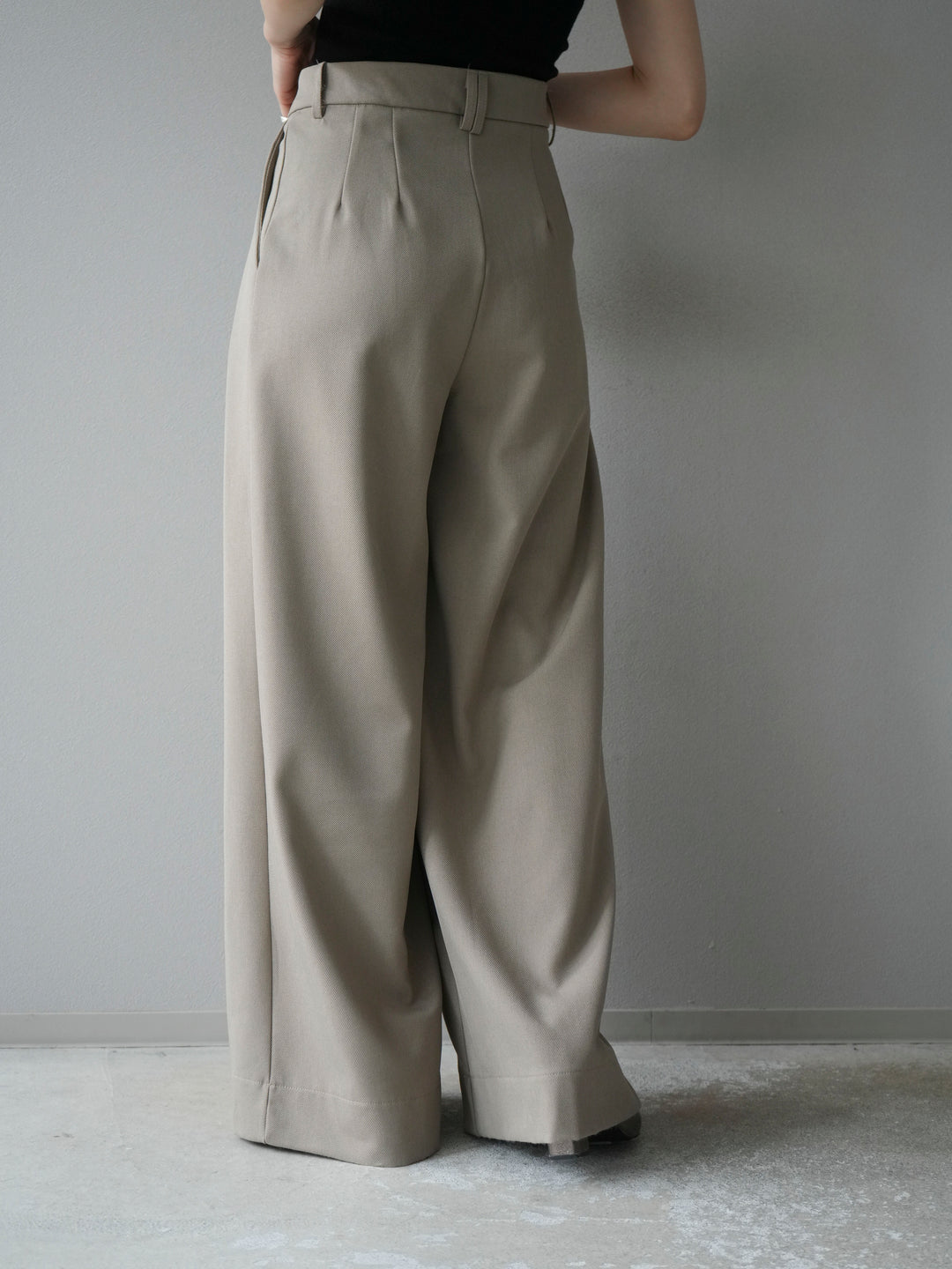 [予約]ダブルタックワイドパンツ/ベージュ