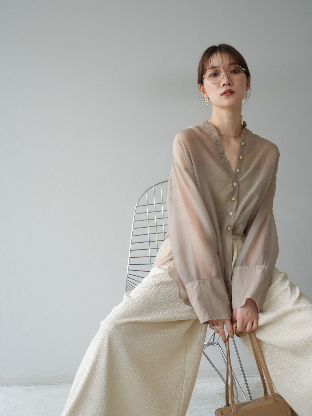 [SET] 亮面透視立領襯衫 + 柳葉寬褲 (2set)