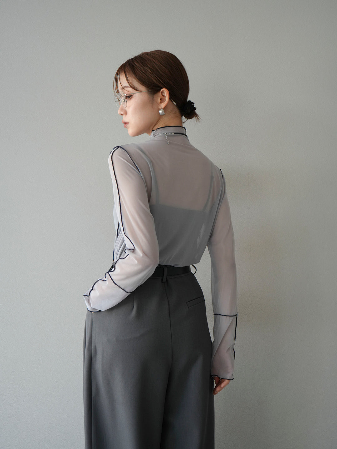 [予約]シアーパイピングカットソー/ライトグレー×ネイビー