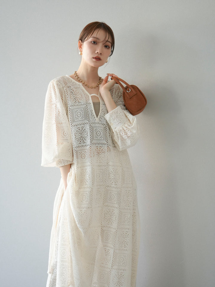 【套裝】塊蕾絲捲袖洋裝+塊蕾絲寬褲（2套）