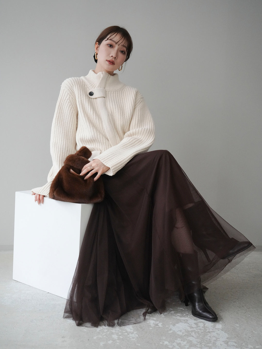 [予約]畦編みボトルネックZIPニットカーディガン/white