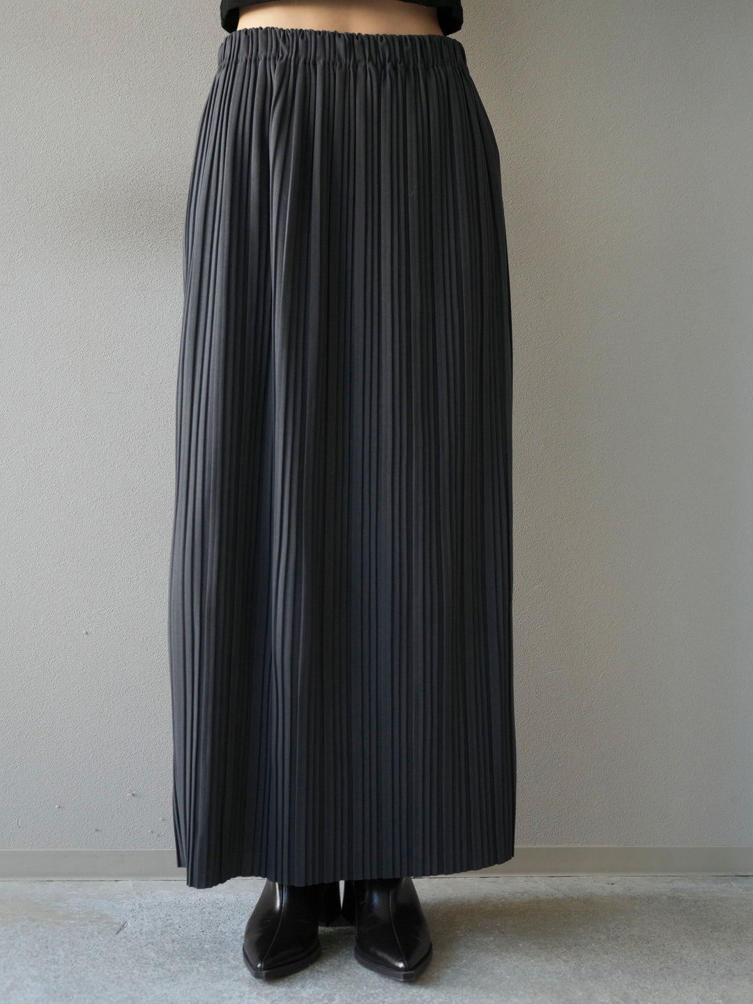 [予約]プリーツIラインスカート/charcoal