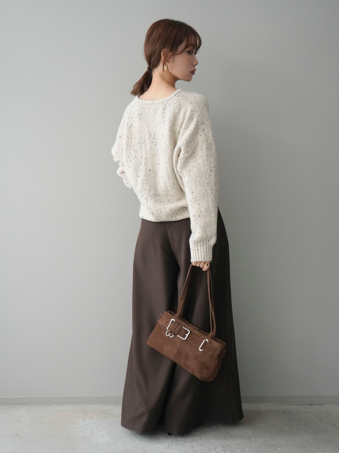 [SET]ツイストネックラメネップヤーンニットプルオーバー+テープベルトタックバギーパンツ(2set)