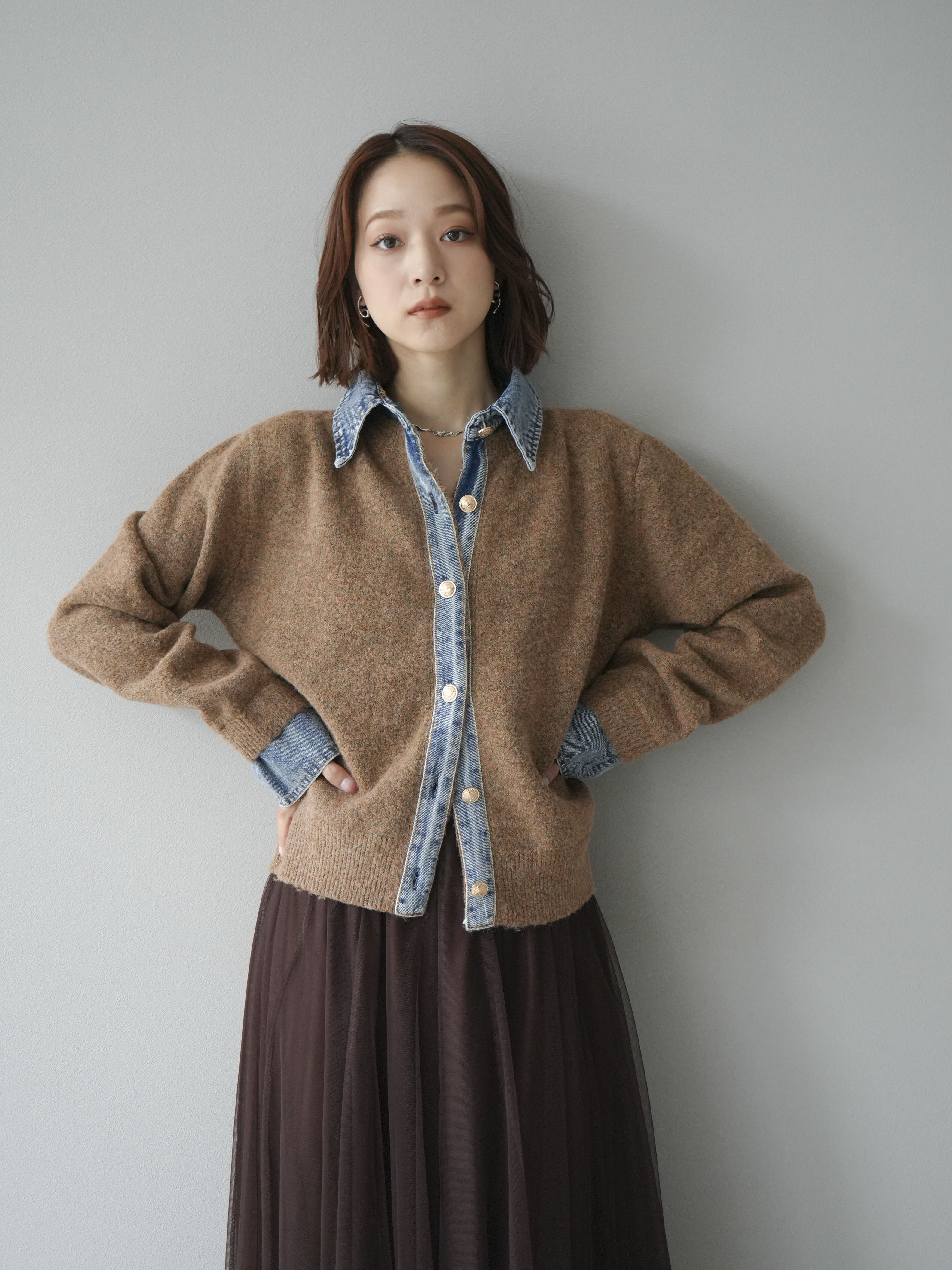 デニム襟 ボタンニットカーディガン キャラメル 予約]デニム襟ボタンニットカーディガン/キャメル– Lumier
