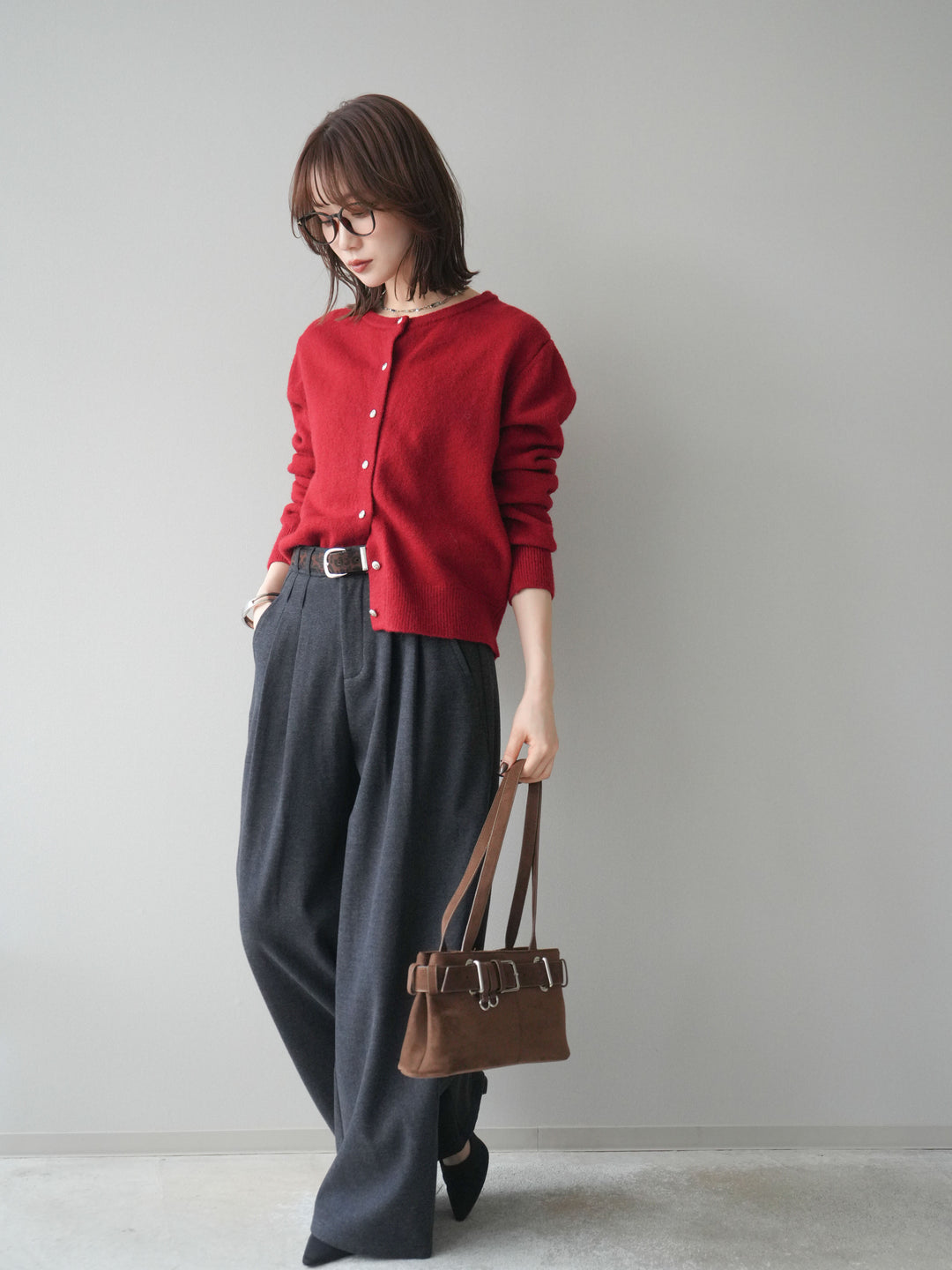 [SET]アンティークボタンニットカーディガン+アニマル柄ベルト付きウールタッチワイドパンツ(2set)