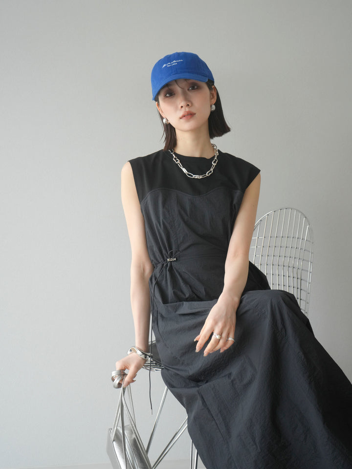 [予約]カットドッキングナイロンワンピース/ブラック