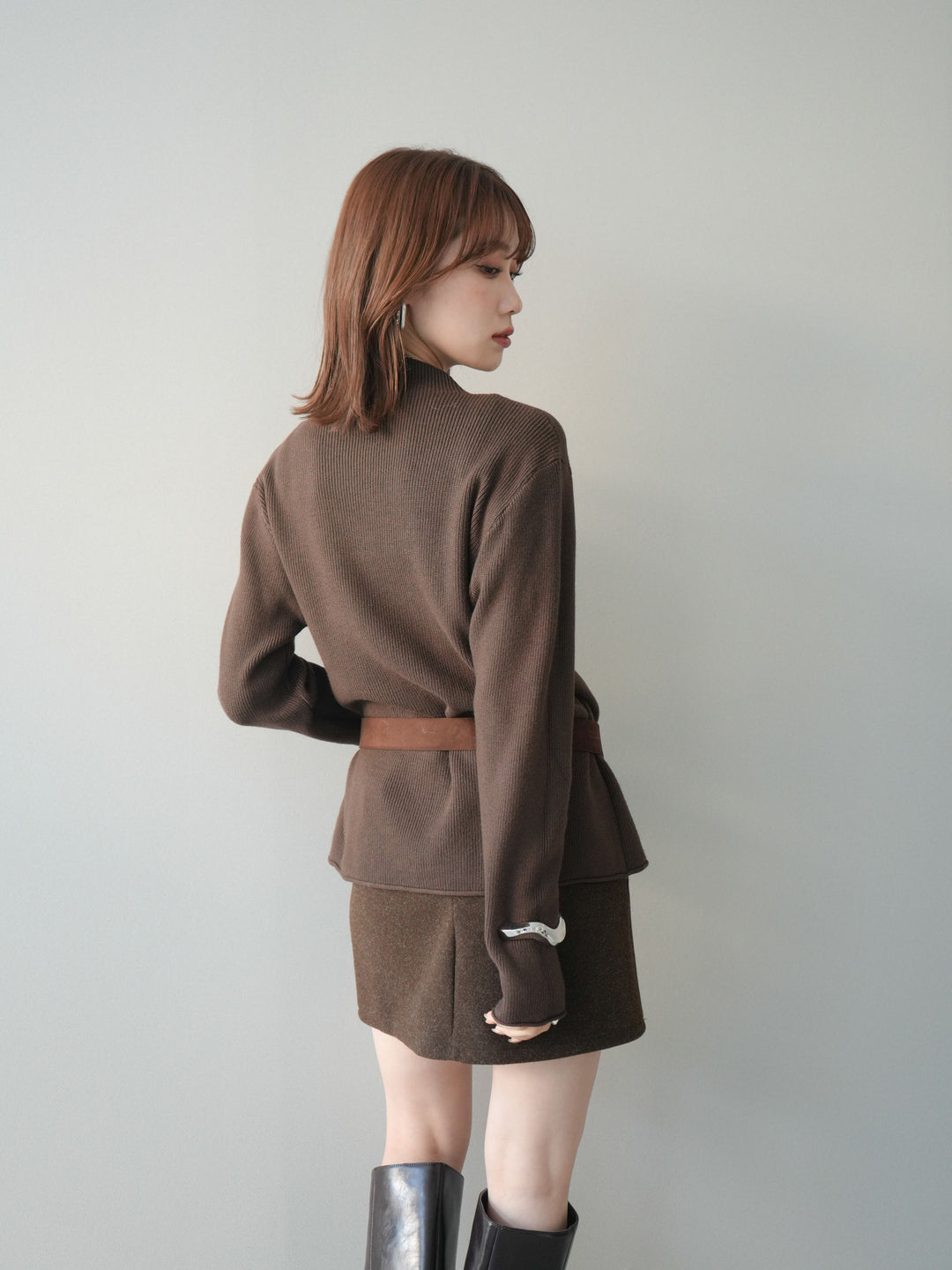 [予約]ボトルネック裾カールリブニットトップス/brown