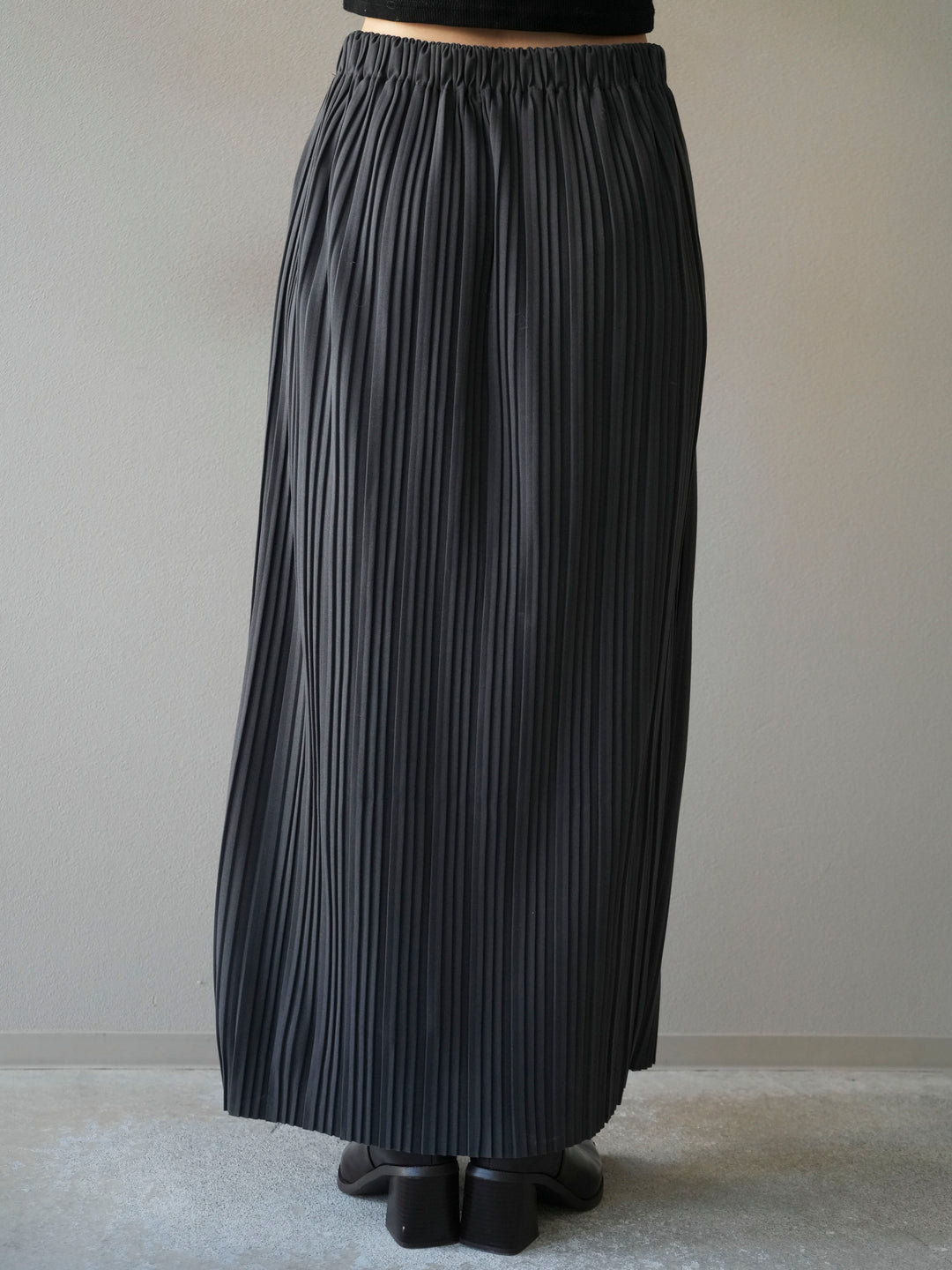 [予約]プリーツIラインスカート/charcoal