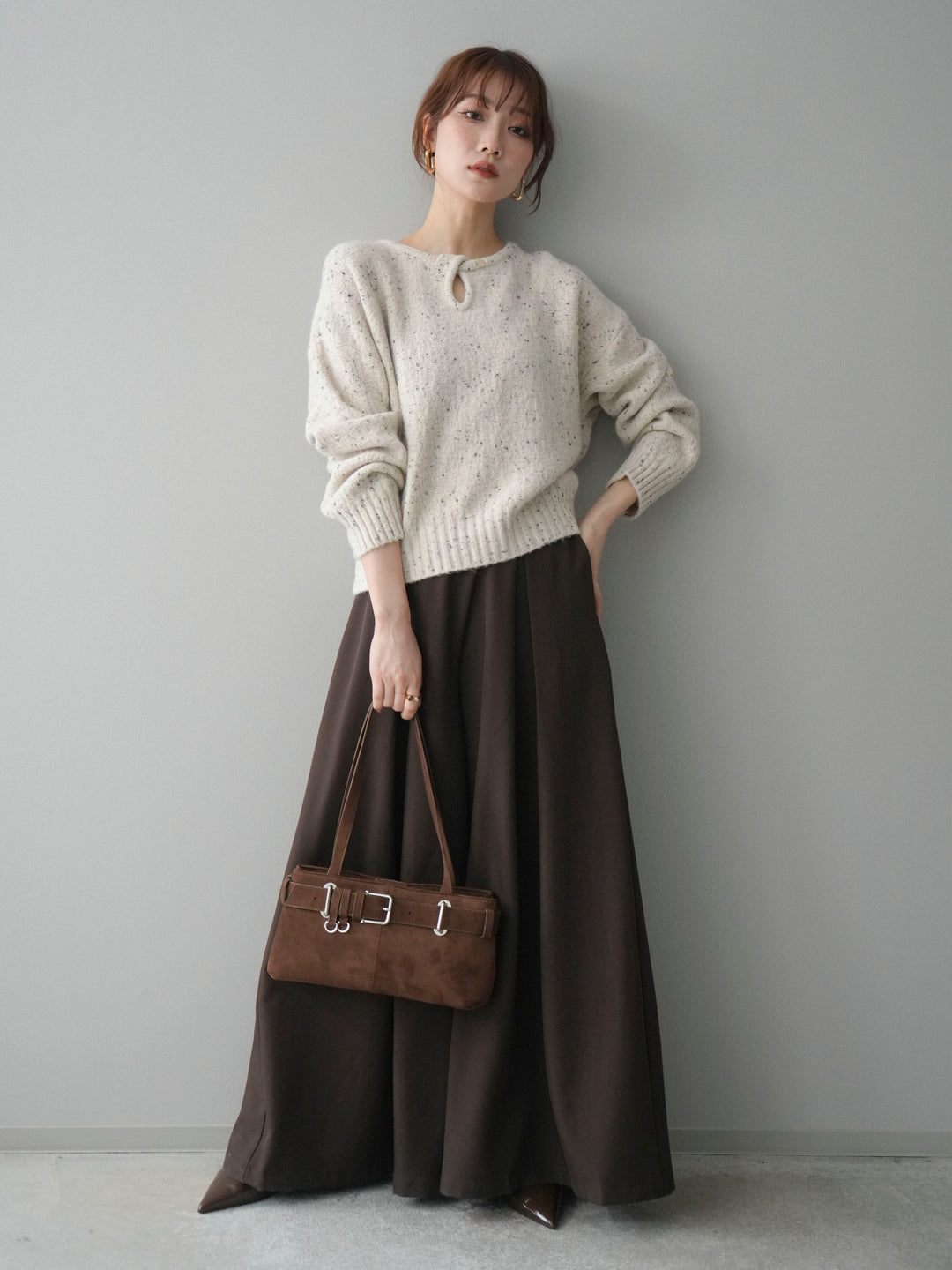 [SET]ツイストネックラメネップヤーンニットプルオーバー+テープベルトタックバギーパンツ(2set)