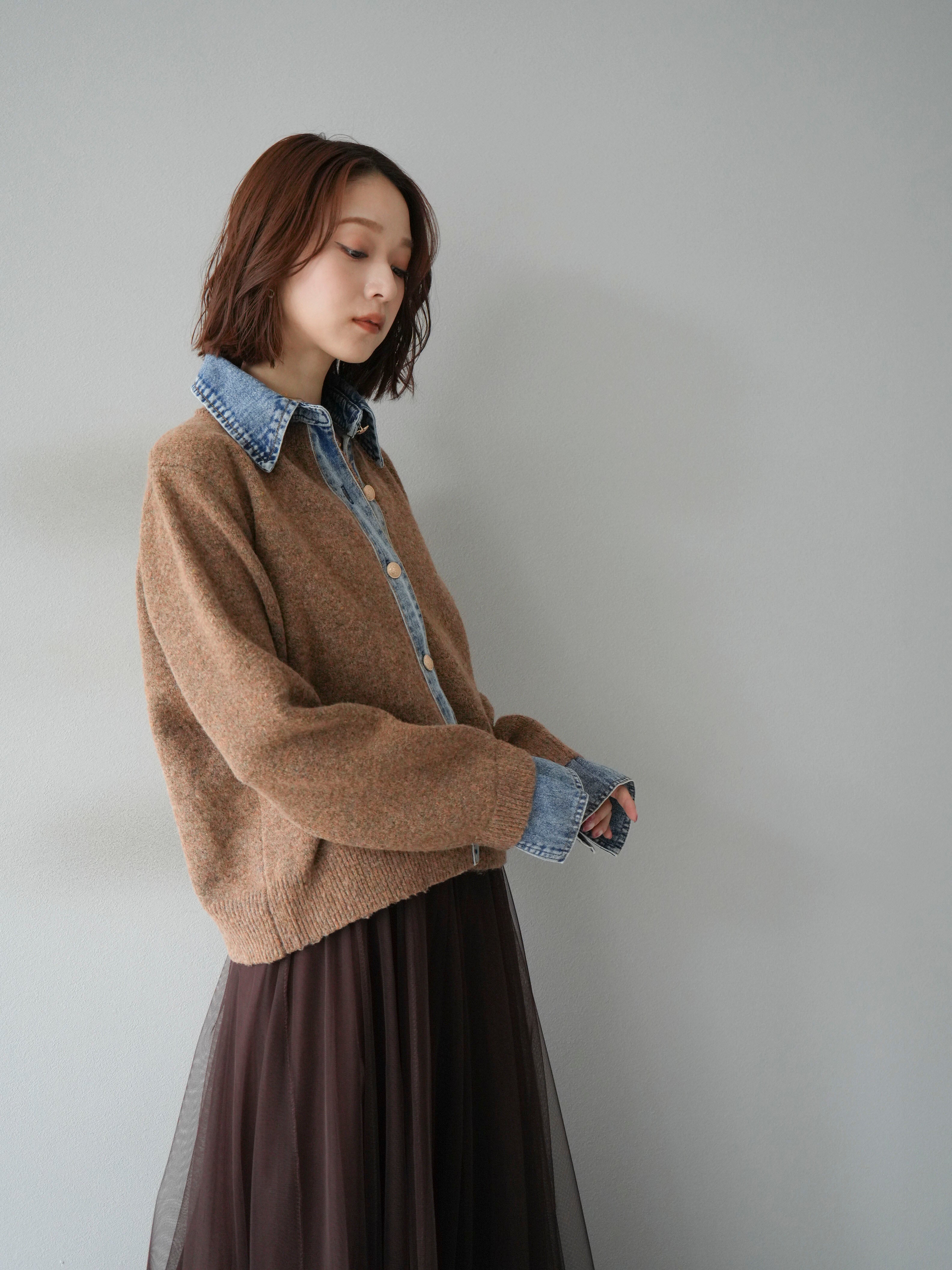 デニム襟 ボタンニットカーディガン キャラメル 予約]デニム襟ボタンニットカーディガン/キャメル– Lumier