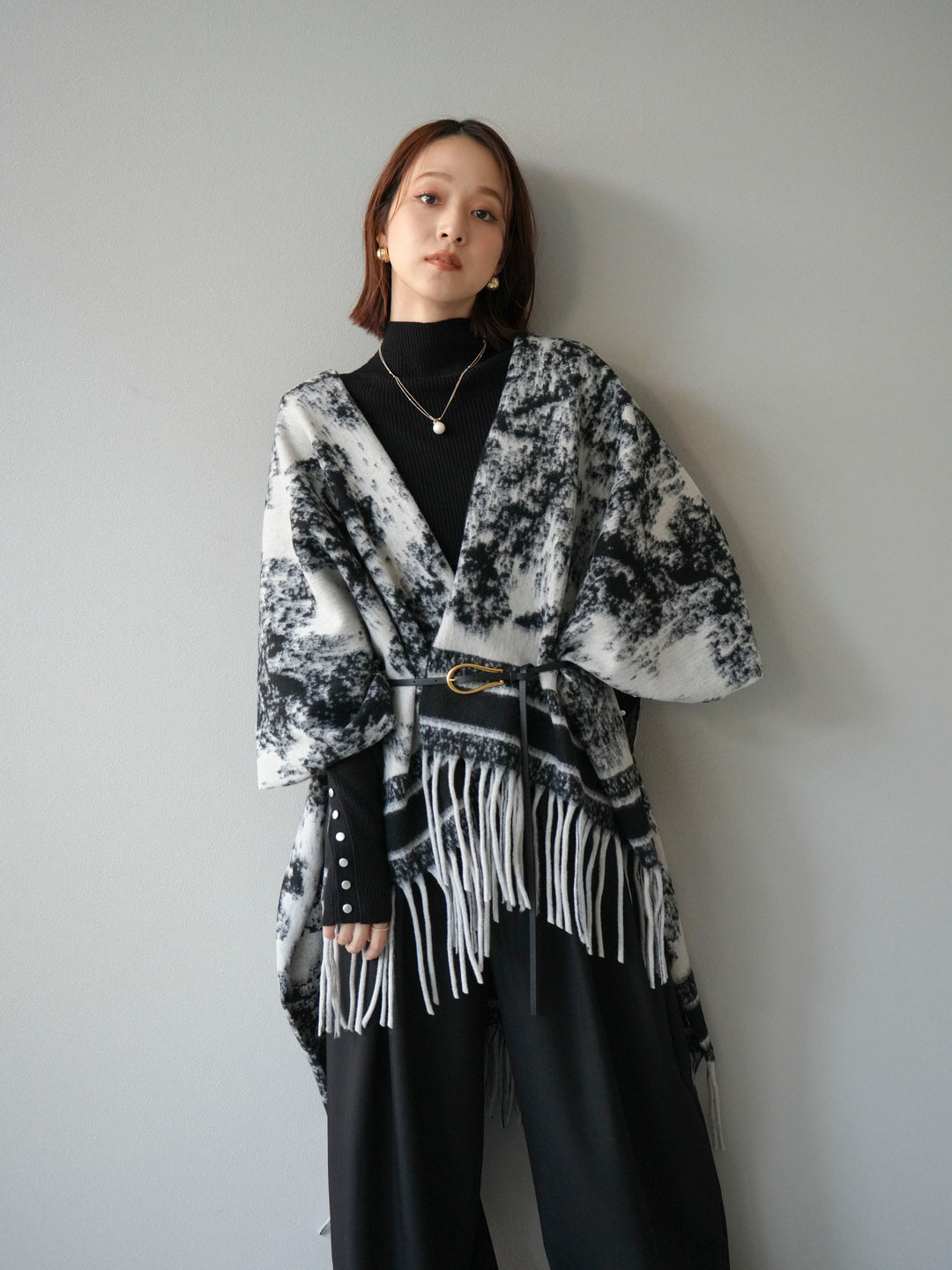 [予約]アブストラクト柄ストールポンチョ/グレー