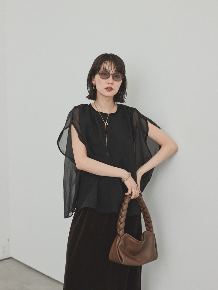 [預訂] 緊湊光滑透視多層上衣/黑色