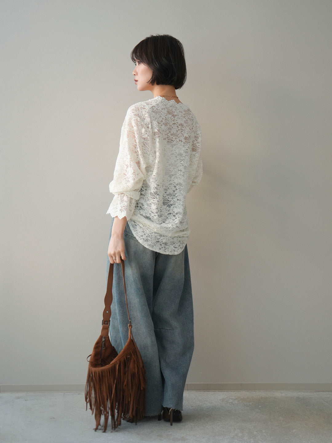 [SET]Vネックレースブラウス+裏起毛カットオフカーブデニムパンツ(2set)