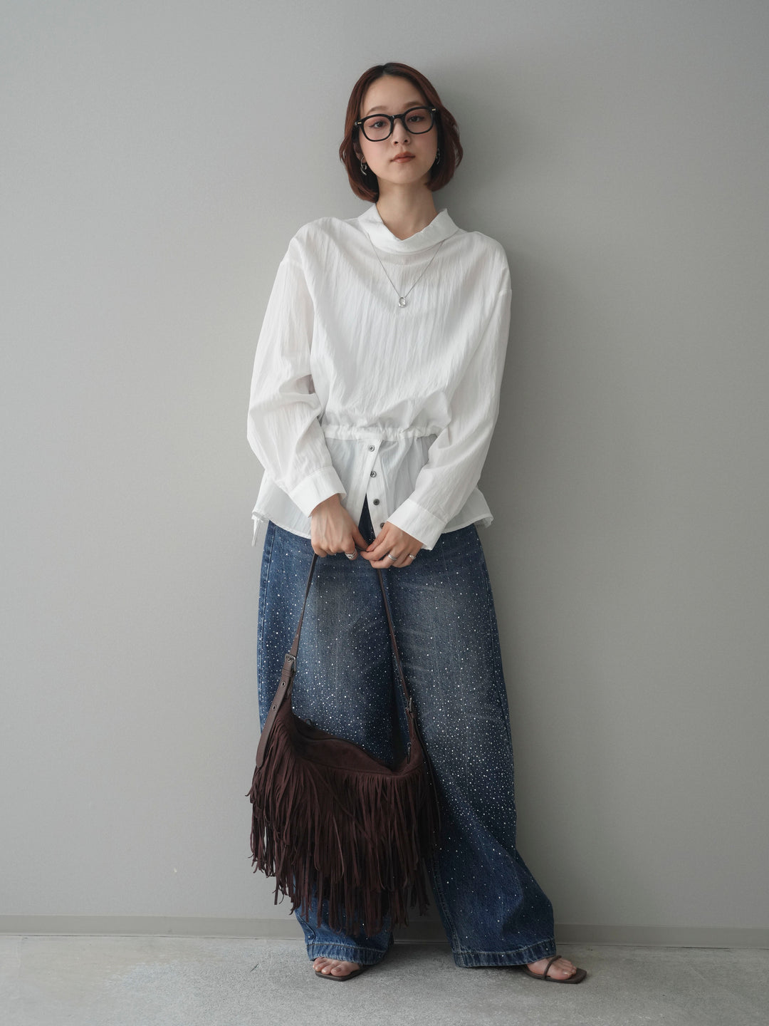 [予約]ボトルネックドロストデザインブラウス/white