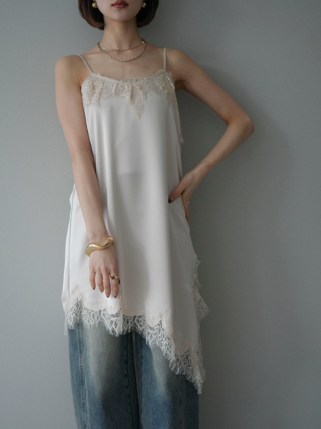 [予約]アシンメトリーサテンレースキャミソール/ecru