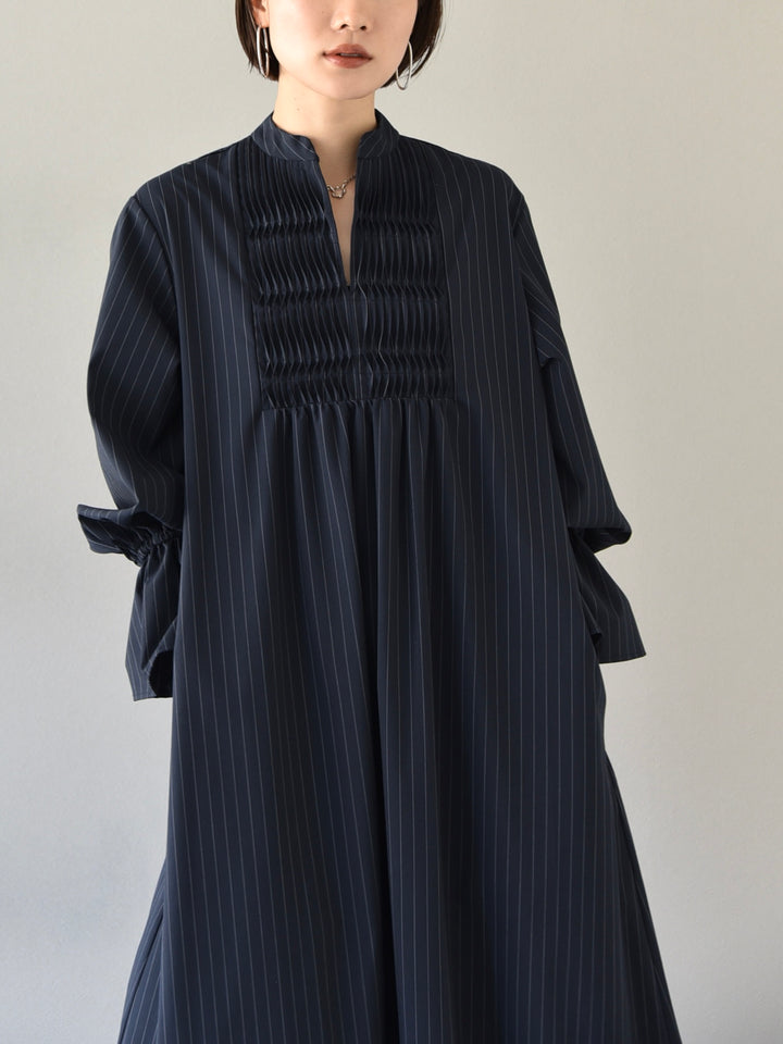 [Pre-order] SUSTAINABLE DESIGN PINTUCK STRIPE SHIRT ONE-PIECE/NAVY