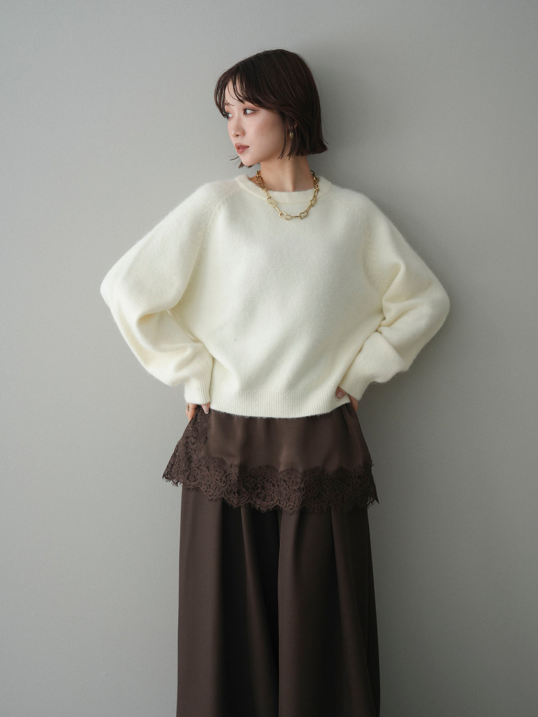 [予約]クルーネックモチモチニットプルオーバー/white