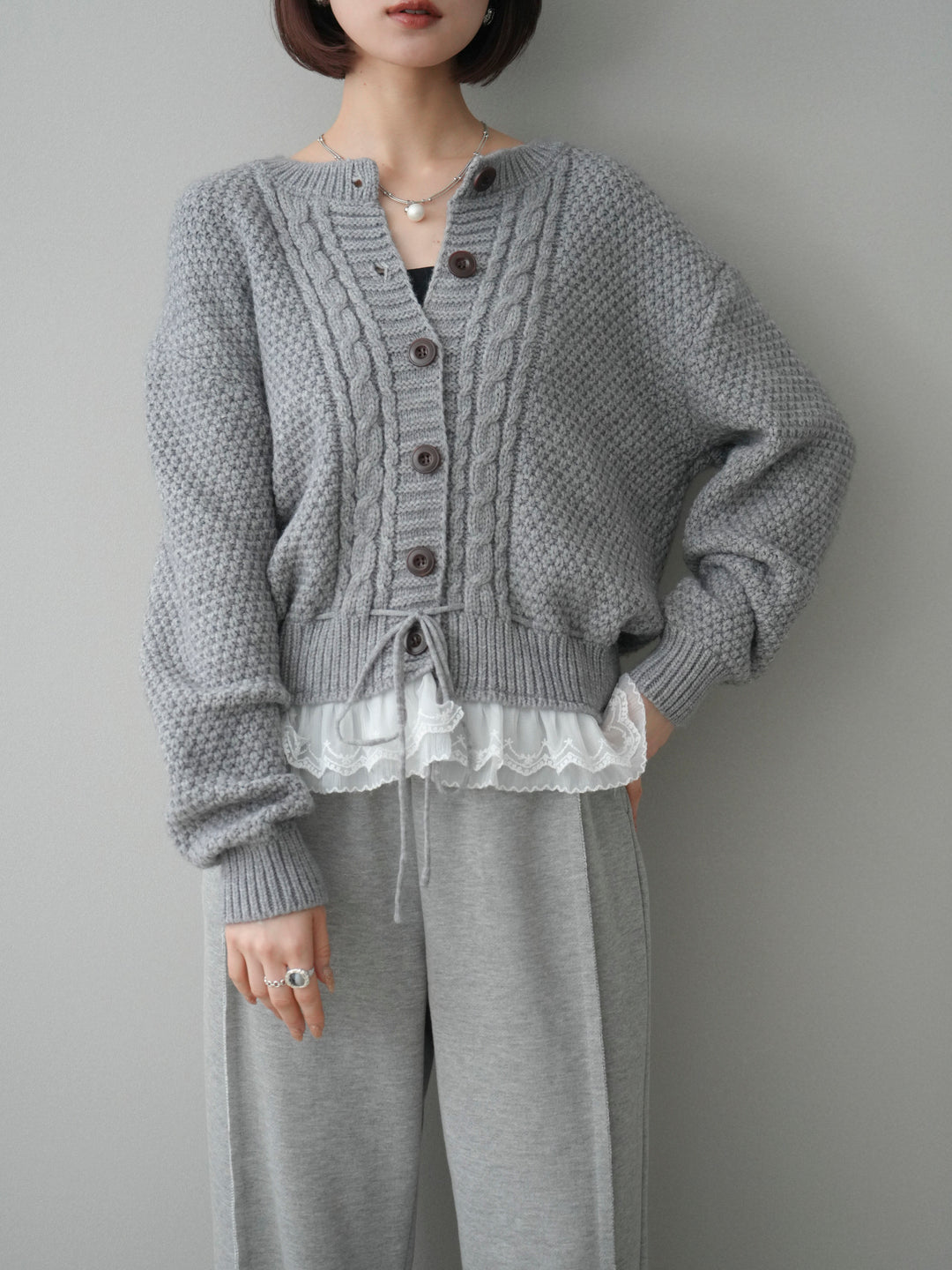 [予約]裾レースケーブルニットカーディガン/gray