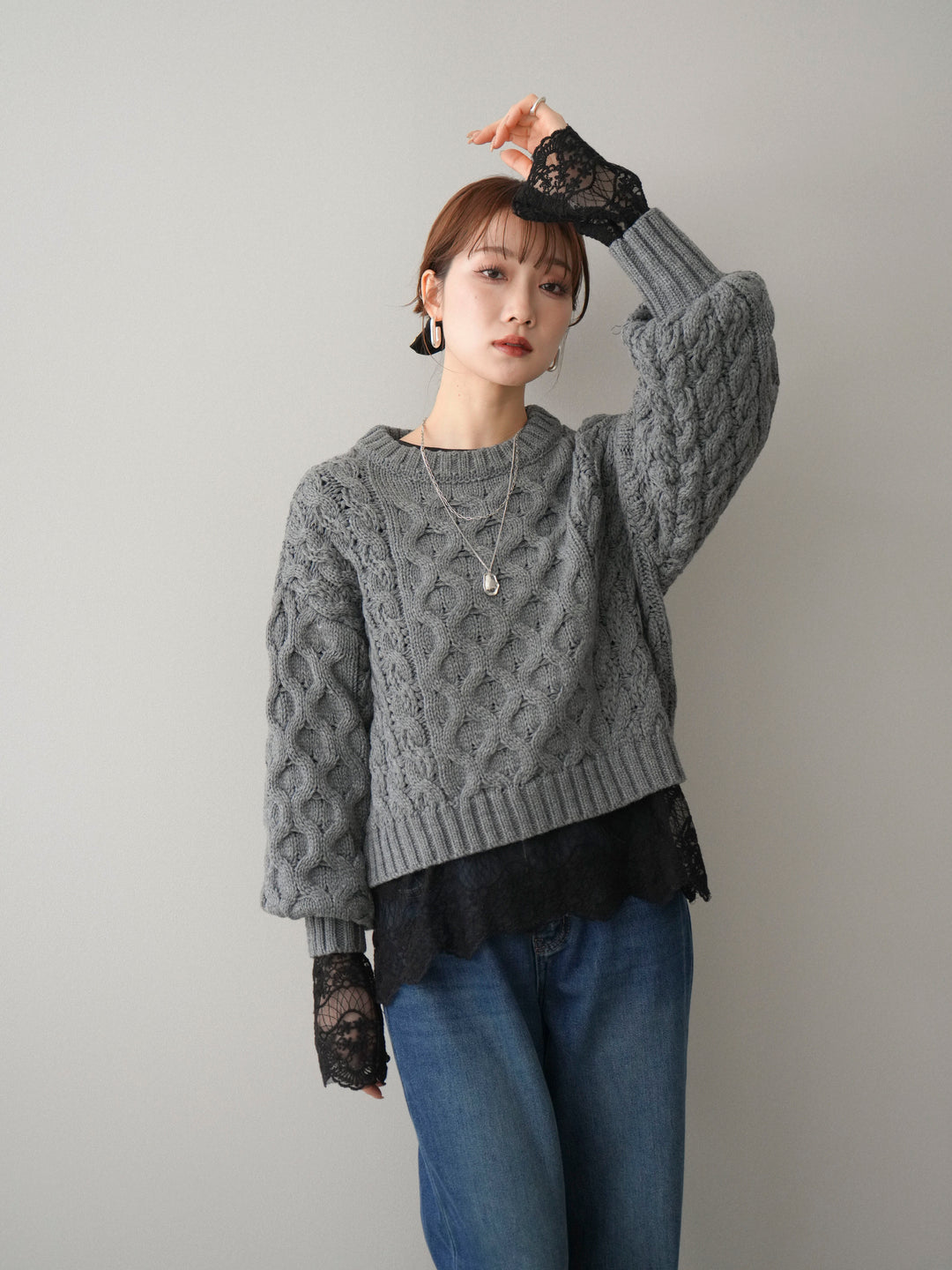 [予約]バルキーケーブルクロップドニットプルオーバー/charcoal