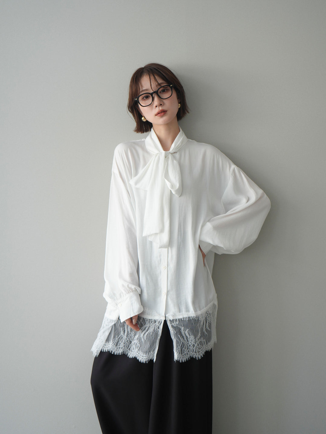 [予約]レースヘムボウタイブラウス/white