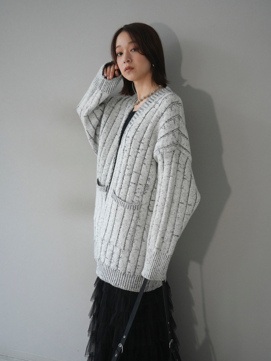 [予約]プレーティングオーバーニットカーディガン/white