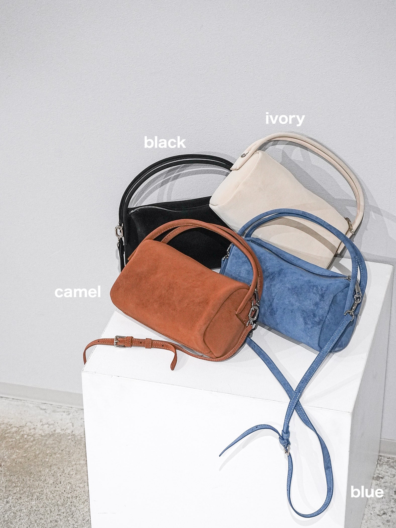 予約]ワンハンドルソフトレザーミニバック/ブラック – Lumier