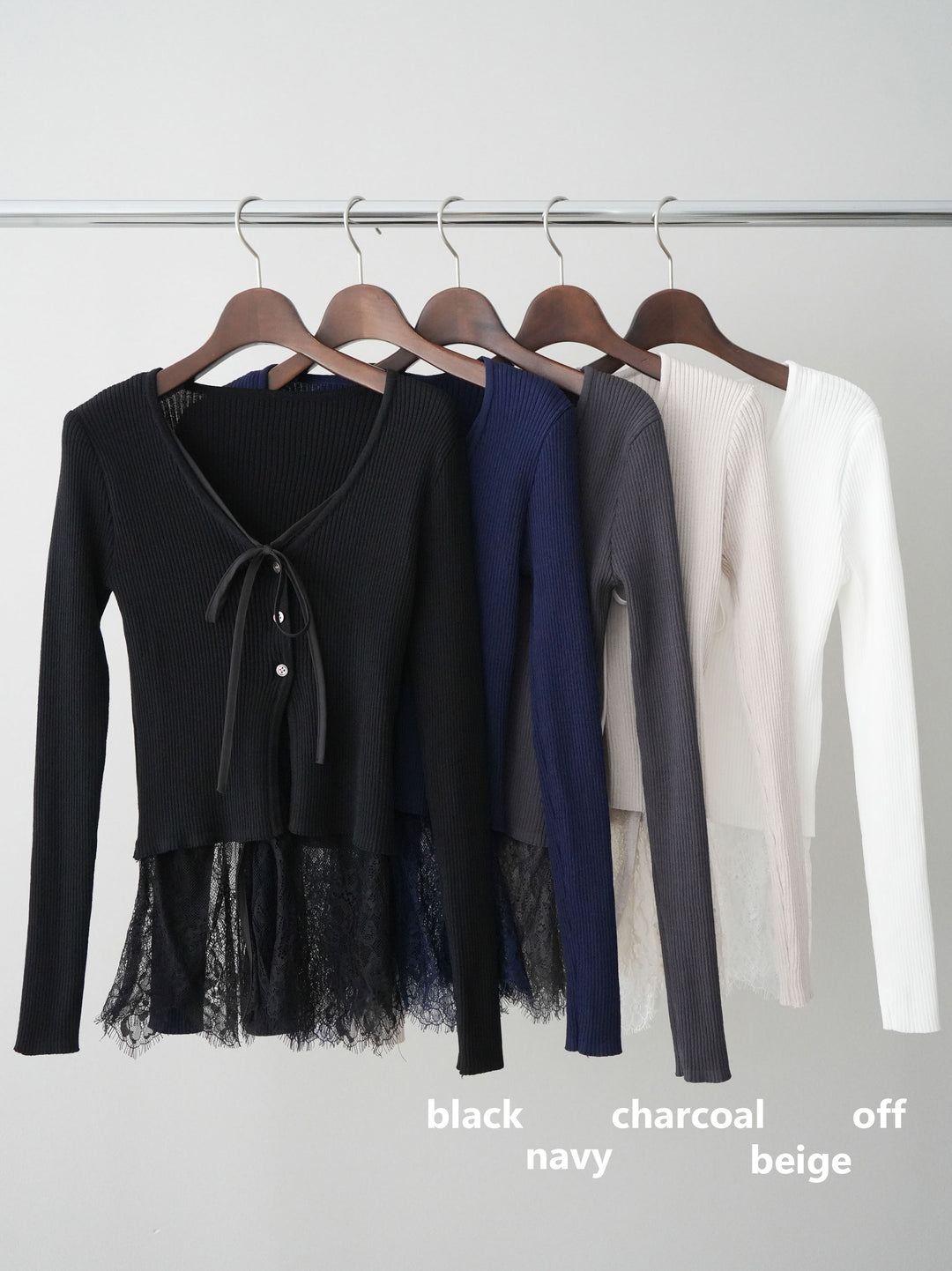 [SET]フロントリボン裾レースリブニットトップス+ベルト付キーホルダーモチーフワイドパンツ(2set)