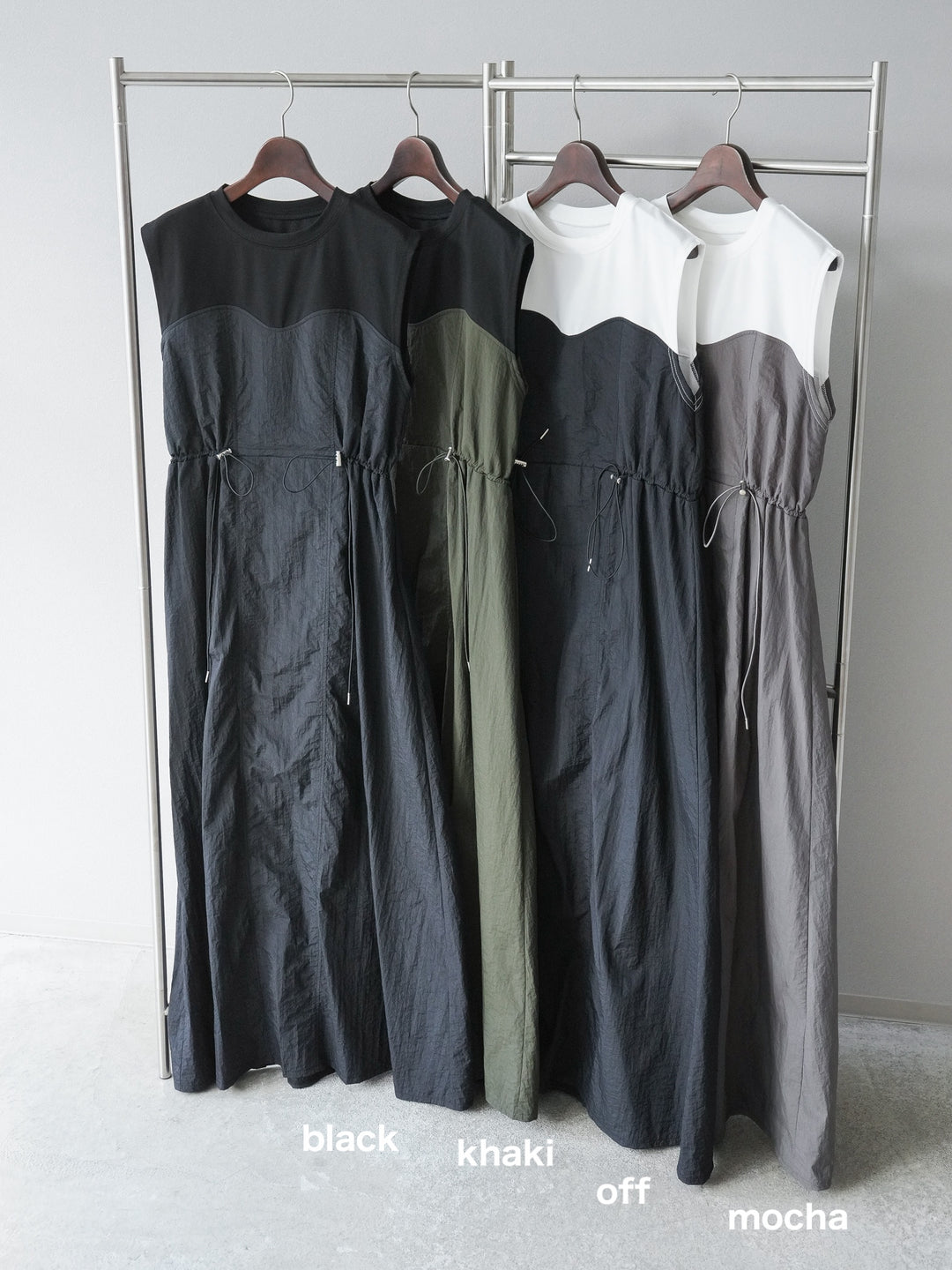 [SET] 剪裁對接尼龍洋裝 + 可選飾品套裝 (2 套)