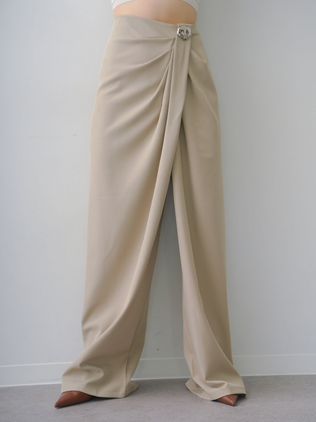 [予約]シルバーモチーフドレープパンツ/beige