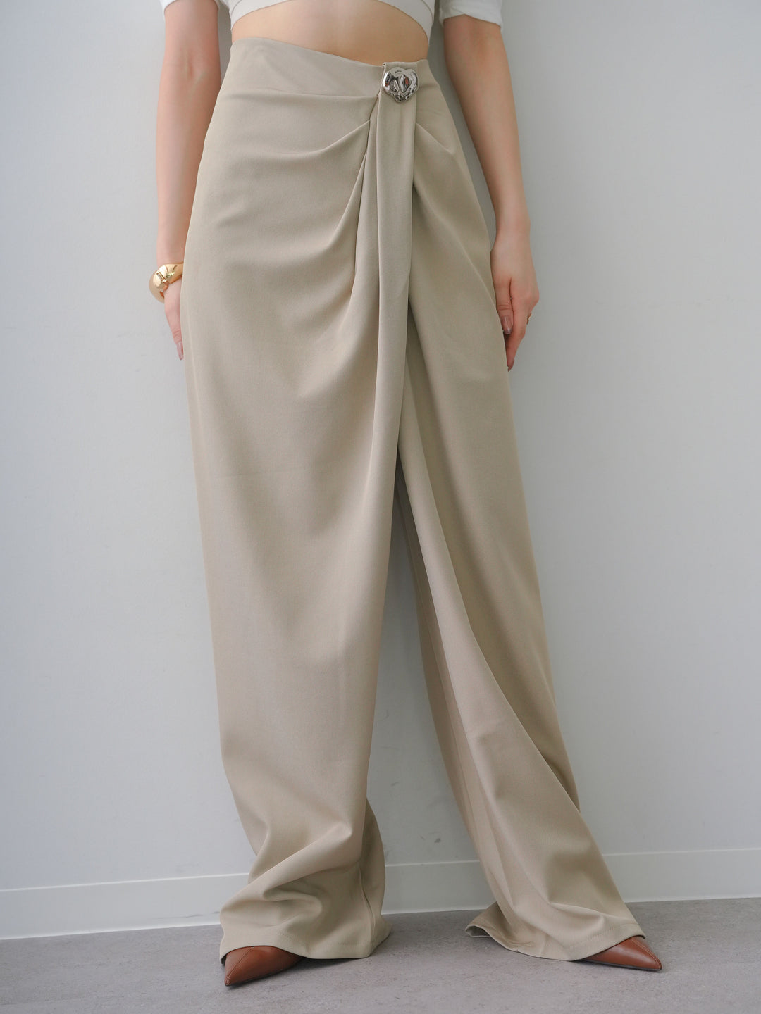 [予約]シルバーモチーフドレープパンツ/beige