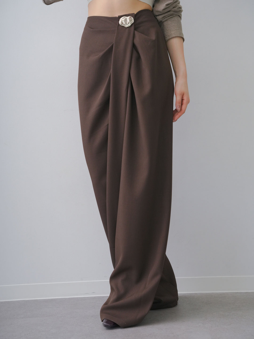 [予約]シルバーモチーフドレープパンツ/brown