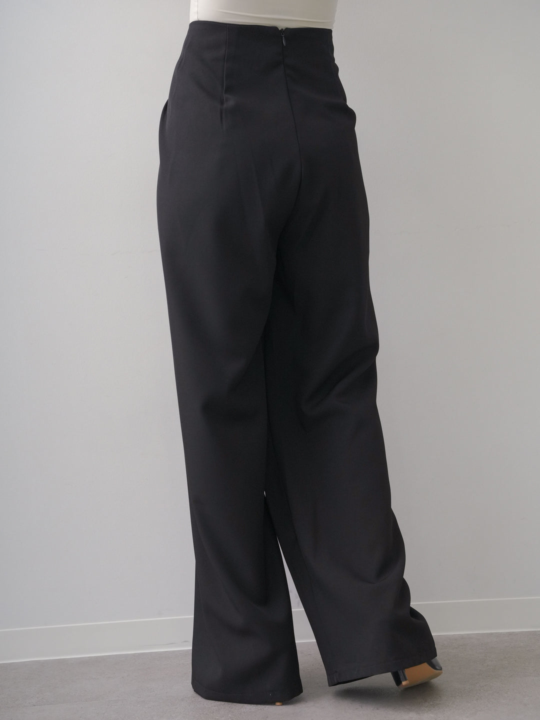 [予約]シルバーモチーフドレープパンツ/black