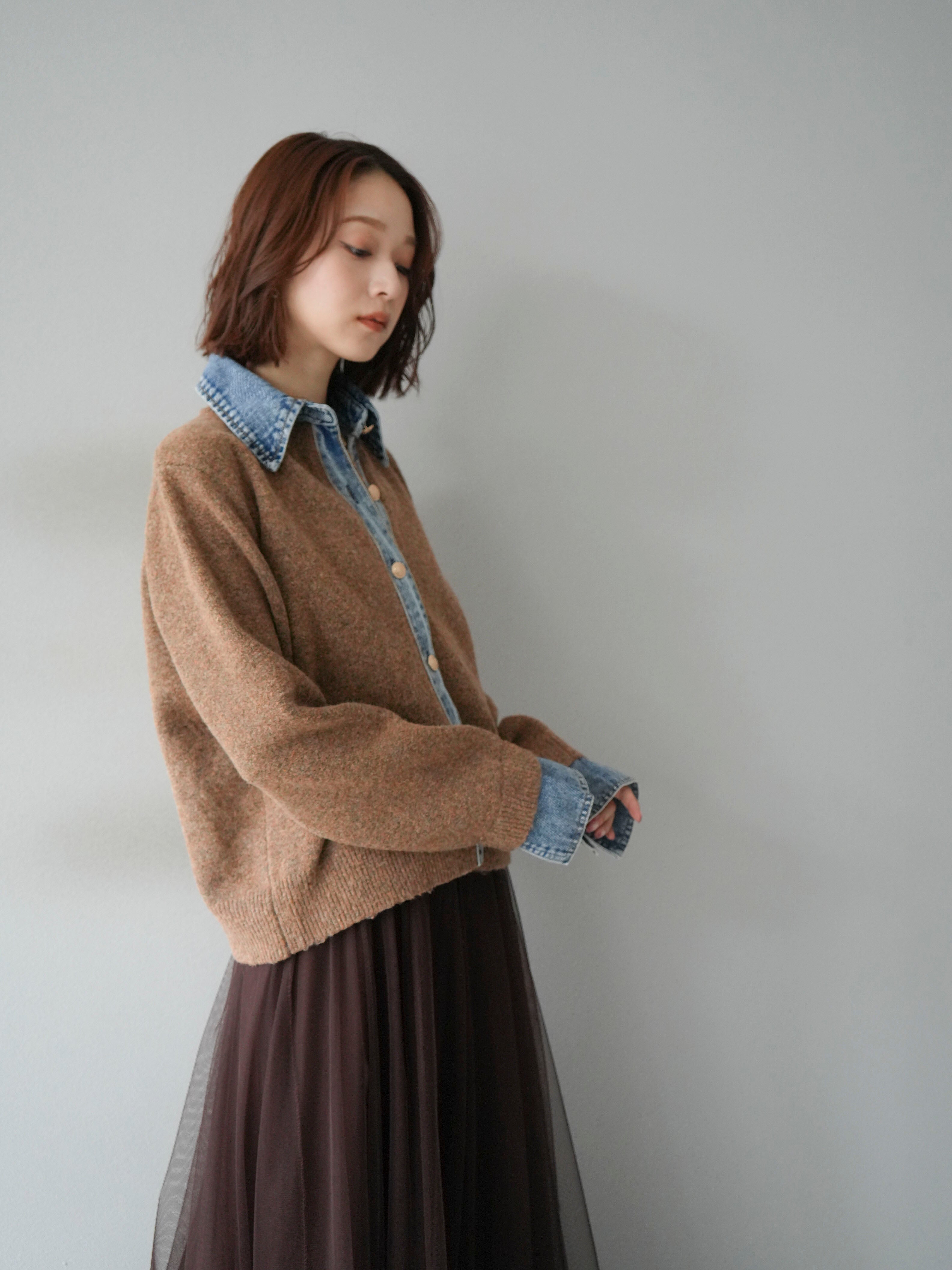 予約]デニム襟ボタンニットカーディガン/キャメル – Lumier