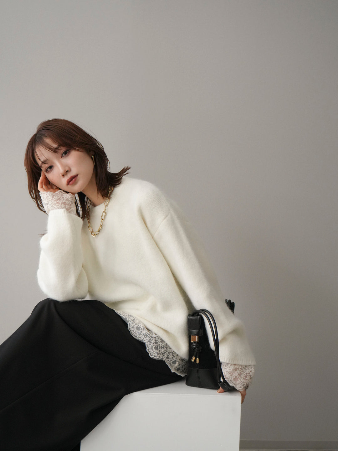 [予約]アンゴラタッチクルーネックニットプルオーバー/white