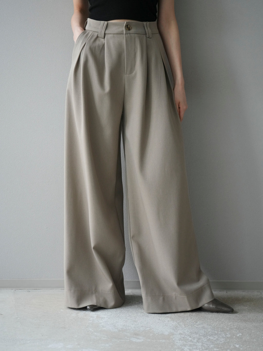 [予約]ダブルタックワイドパンツ/ベージュ