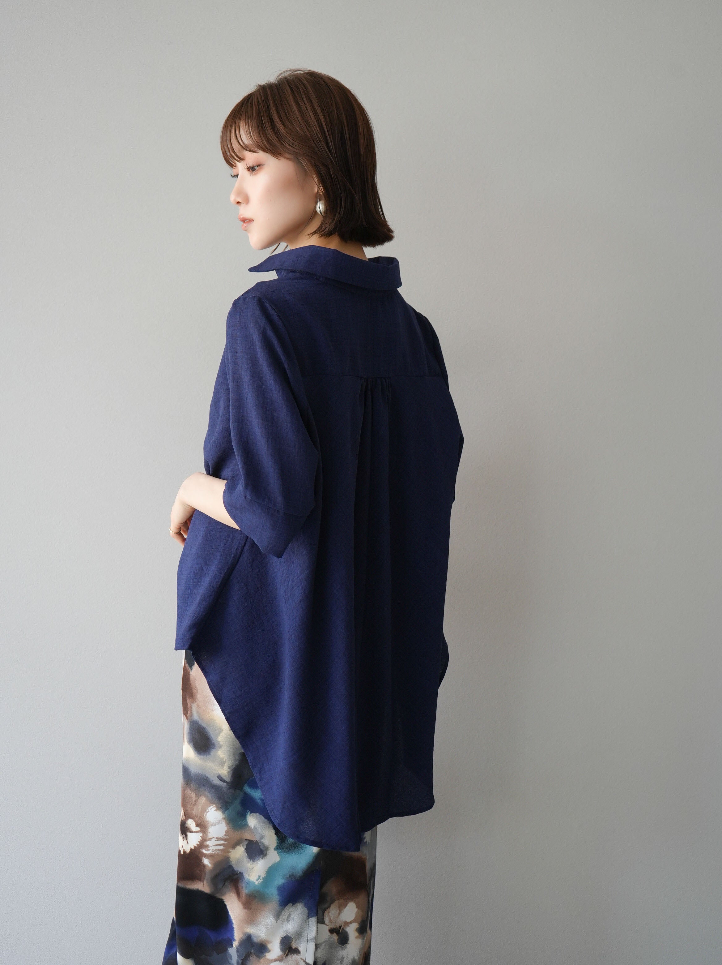 予約]リネンタッチハーフスリーブスキッパーシャツ/ネイビー – Lumier