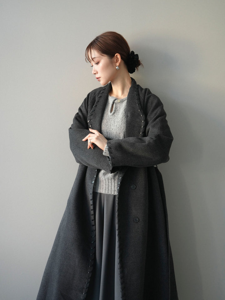 [予約]ハンドステッチ裏中綿ロングコート/charcoal