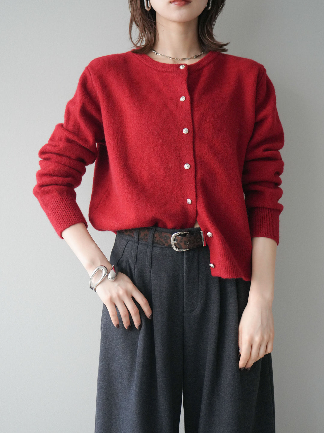 [SET]アンティークボタンニットカーディガン+選べるアクセセット(2set)