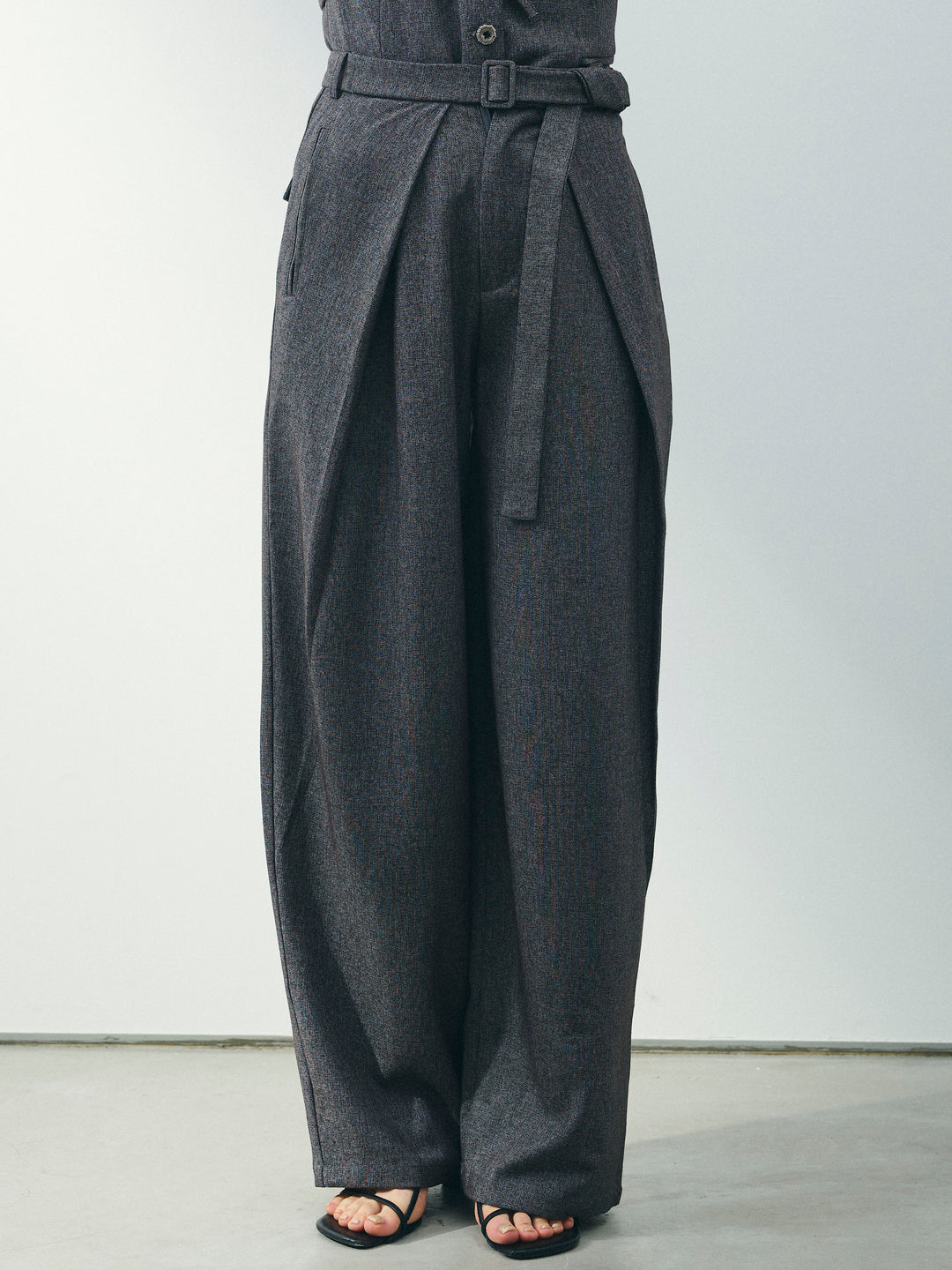 [SET]フラワーモチーフレースアップジレ＆ベルト付ワイドパンツSET UP(2set)