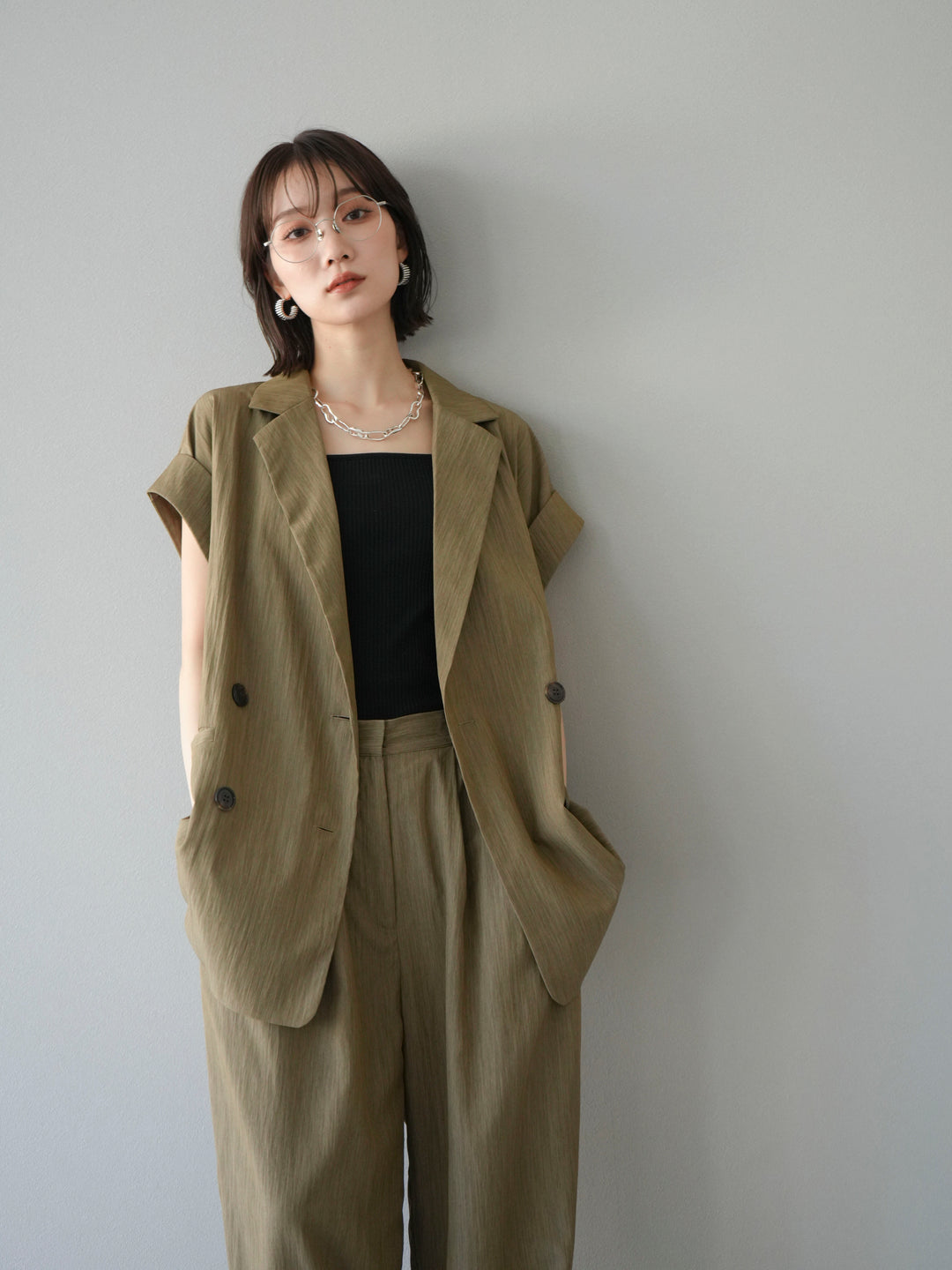 [套裝] 亞麻風格無袖雙背心 + 雙肩帶剪裁羅紋胸罩吊帶背心（2 件套）