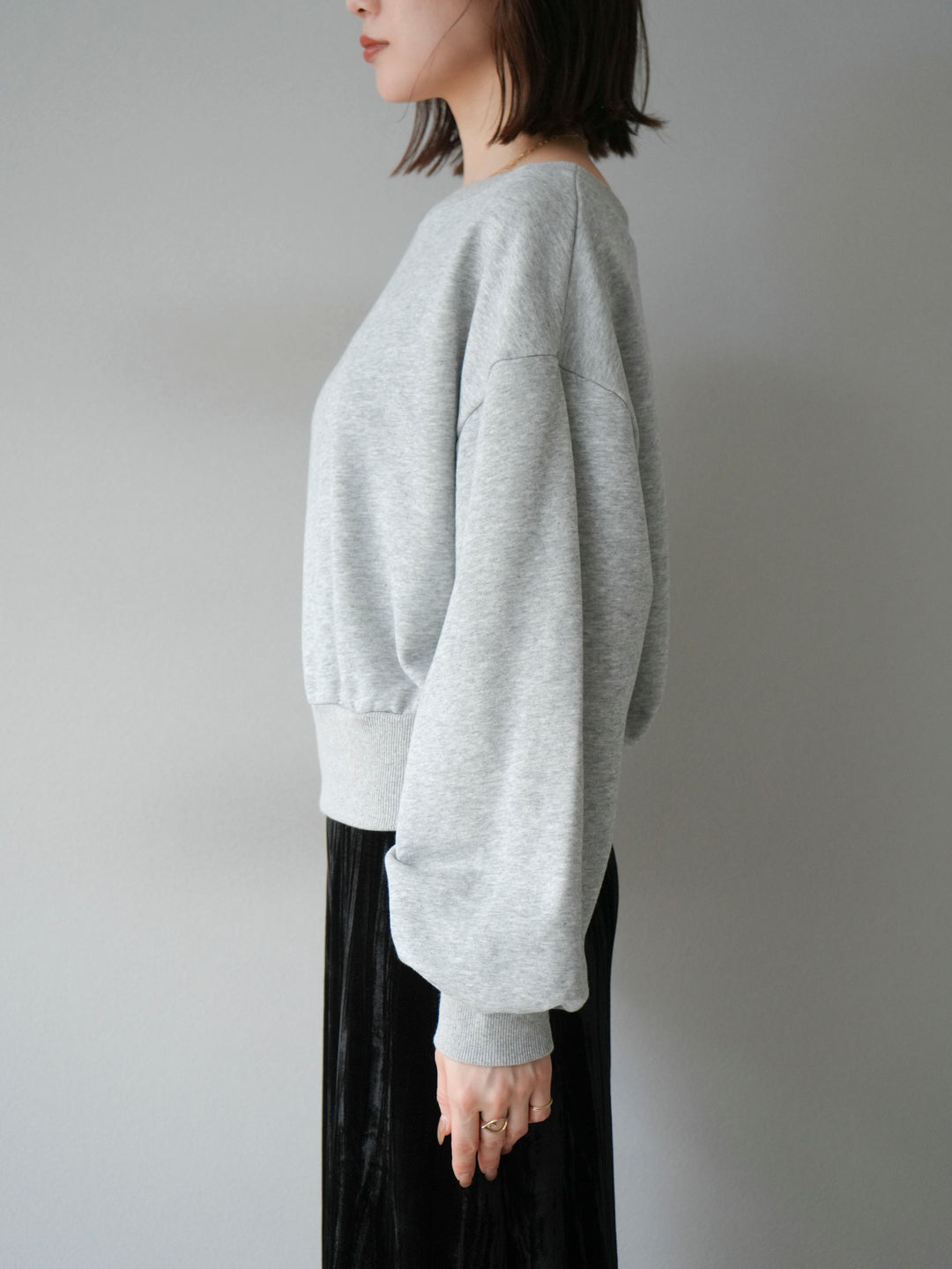 [予約]オフショルスウェットプルオーバー/杢グレー