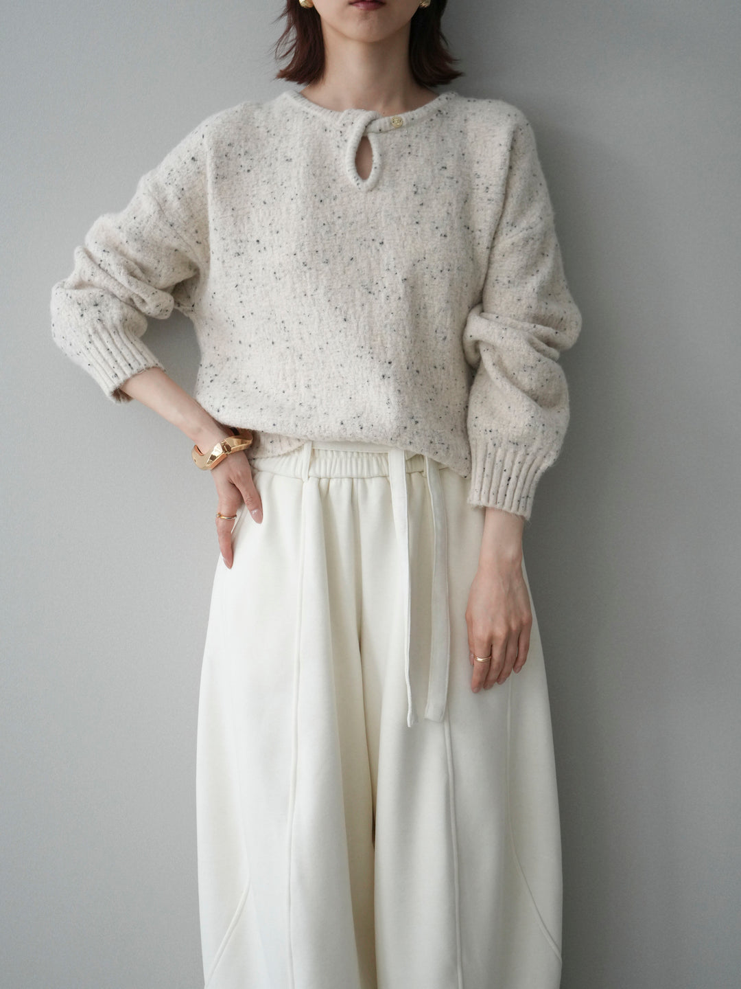 [SET]ツイストネックラメネップヤーンニットプルオーバー+ウエストベルトカーブラインスエットパンツ(2set)