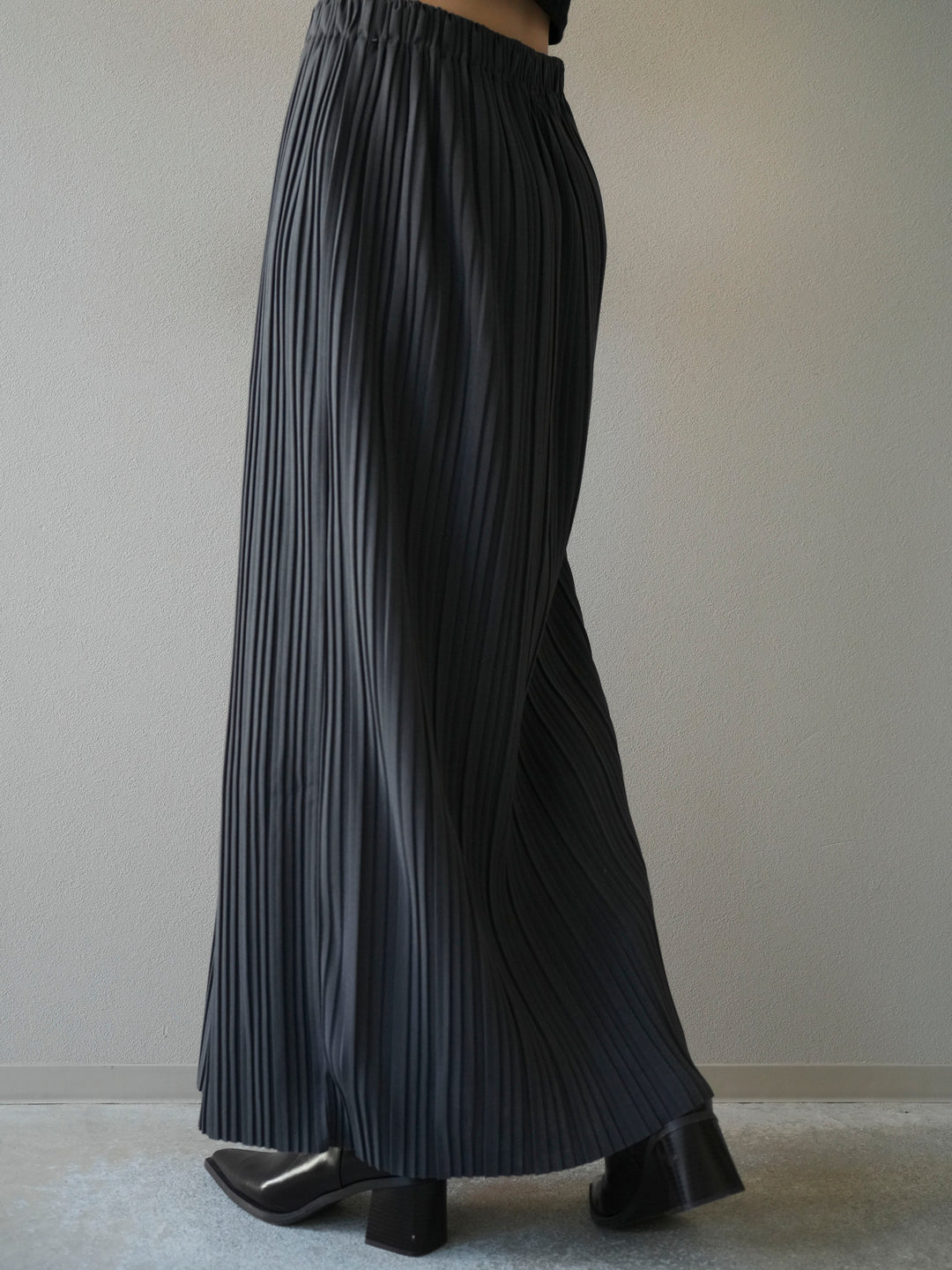 [予約]プリーツIラインスカート/charcoal